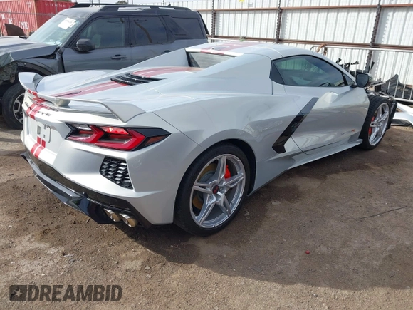 2021 Chevrolet Corvette 3LT with VIN 1G1YC3D4XM5125050, listed as a IAAI auction lot 41587339 with 10,340 mi miles. Bid and sale history available at carsss.com. Image 4.
