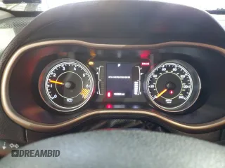 2015 Jeep Cherokee Latitude z VIN 1C4PJMCB1FW630468, wystawiony jako Copart lot #53066305 z przebiegiem 103 260 mil mil oraz Szkoda całkowita • Salvage title. Historia ofert i sprzedaży dostępna na DreamBid. Obrazek 9.