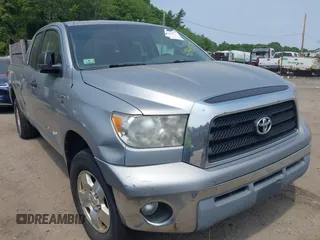 2008 Toyota Tundra z VIN 5TBBV54168S523406, wystawiony jako IAAI lot #42445574 z przebiegiem 117 947 mil mil oraz . Historia ofert i sprzedaży dostępna na DreamBid. Obrazek 1.