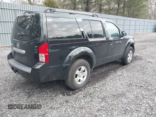 2010 Nissan Pathfinder SE z VIN 5N1AR1NB9AC626541, wystawiony jako IAAI lot #41674872 z przebiegiem 187 694 mil mil oraz . Historia ofert i sprzedaży dostępna na DreamBid. Obrazek 4.