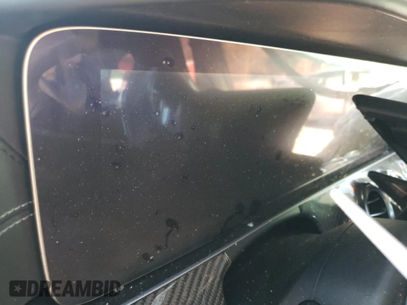 2019 Mercedes-Benz E 63 S AMG with VIN WDDZF8KB9KA505458, listed as a Copart auction lot 81146624 with Not Provided miles and Salvage Title. Bid and sale history available at DreamBid. Image 9.