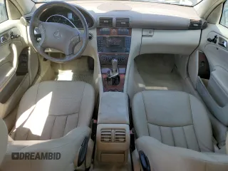 2007 Mercedes-Benz C 280 Luxury z VIN WDBRF92H17F861268, wystawiony jako Copart lot #49718375 z przebiegiem 103 299 mil mil oraz Szkoda całkowita • Salvage title. Historia ofert i sprzedaży dostępna na DreamBid. Obrazek 8.