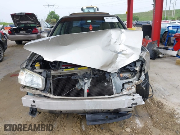 2000 Nissan Maxima GXE z VIN JN1CA31D8YT744603, wystawiony jako IAAI lot #42435490 z przebiegiem Nie podano mil oraz . Historia ofert i sprzedaży dostępna na DreamBid. Obrazek 13.