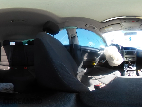 2016 Volkswagen Golf TSI S z VIN 3VW217AU3GM038701, wystawiony jako IAAI lot #42021568 z przebiegiem Nie podano mil oraz . Historia ofert i sprzedaży dostępna na DreamBid. Obrazek 19.
