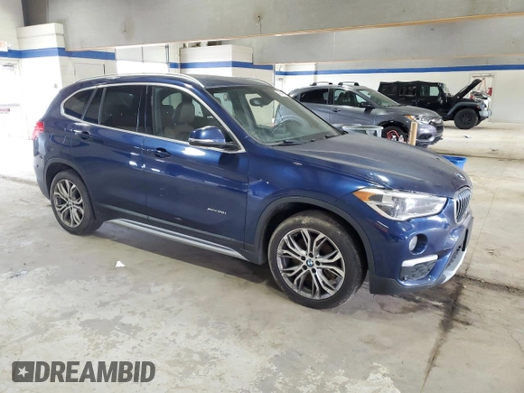 2017 BMW X1 xDrive28i with VIN WBXHT3C38H5F81270, listed as a Copart auction lot 49447865 with 185,048 mi miles and Clean Title. Bid and sale history available at carsss.com. Image 4.