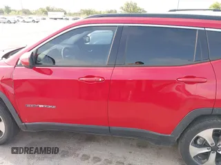 2017 Jeep Compass Latitude с VIN 3C4NJCBB6HT669102, выставлен на аукционе IAAI как лот 42084147 с пробегом 112 972 миль миль и . История ставок и продаж доступна на DreamBid. Изображение 14.