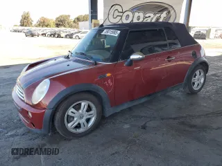 2007 MINI Convertible z VIN WMWRF33537TG17447, wystawiony jako Copart lot #59015995 z przebiegiem 137 032 mil mil oraz Szkoda całkowita • Salvage title. Historia ofert i sprzedaży dostępna na DreamBid. Obrazek 1.