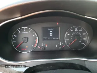 2016 Kia Cadenza Premium z VIN KNALN4D77G5215348, wystawiony jako Copart lot #55455815 z przebiegiem 89 173 mil mil oraz Szkoda całkowita • Salvage title. Historia ofert i sprzedaży dostępna na DreamBid. Obrazek 9.