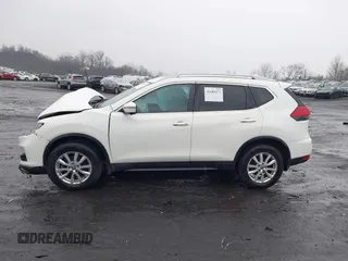 2017 Nissan Rogue SV with VIN 5N1AT2MVXHC881406, listed as a IAAI auction lot 41685473 with 69,206 mi miles and . Bid and sale history available at carsss.com. Image 14.