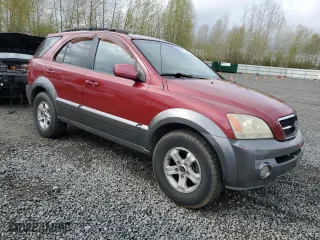 2003 Kia Sorento LX with VIN KNDJC733035032416, listed as a Copart auction lot 52335745 with 167,707 mi miles and Clean Title. Bid and sale history available at carsss.com. Image 4.