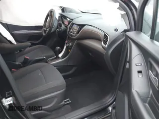 2020 Chevrolet Trax LS with VIN KL7CJKSB8LB023214, listed as a IAAI auction lot 41155692 with 47,876 mi miles. Bid and sale history available at carsss.com. Image 5.