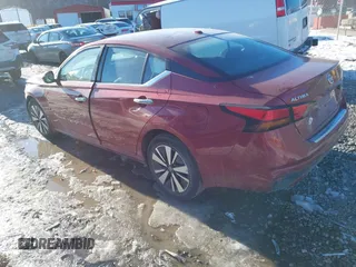 2020 Nissan Altima SV z VIN 1N4BL4DW6LC258571, wystawiony jako IAAI lot #41428795 z przebiegiem 74 977 mil mil oraz . Historia ofert i sprzedaży dostępna na DreamBid. Obrazek 3.