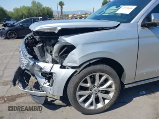 2019 Ford Expedition Max Platinum with VIN 1FMJK1MT1KEA51615, listed as a IAAI auction lot 42390656 with 49,615 mi miles and . Bid and sale history available at DreamBid. Image 6.