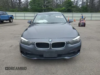 2017 BMW 3 Series 320i xDrive with VIN WBA8E5G55HNU42092, listed as a Copart auction lot 59711095 with 77,997 mi miles and Salvage title. Bid and sale history available at DreamBid. Image 5.