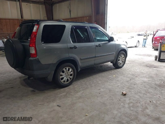 2006 Honda CR-V EX with VIN SHSRD77826U420006, listed as a IAAI auction lot 42036447 with 234,788 mi miles. Bid and sale history available at carsss.com. Image 4.