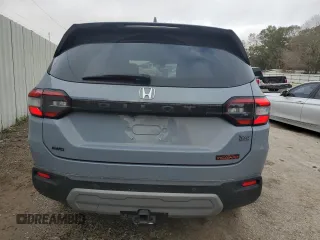 2023 Honda Pilot TrailSport with VIN 5FNYG1H6XPB055158, listed as a Copart auction lot 84902314 with 28,223 mi miles and Salvage Title. Bid and sale history available at carsss.com. Image 6.