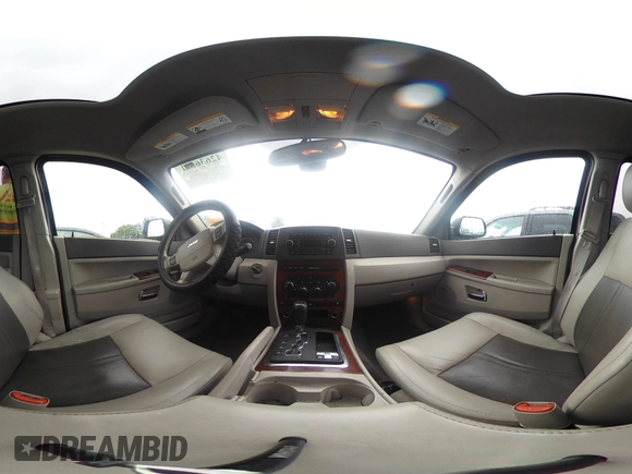 2007 Jeep Grand Cherokee Limited with VIN 1J8HR58P27C604125, listed as a IAAI auction lot 42636591 with 175,597 mi miles and . Bid and sale history available at DreamBid. Image 18.