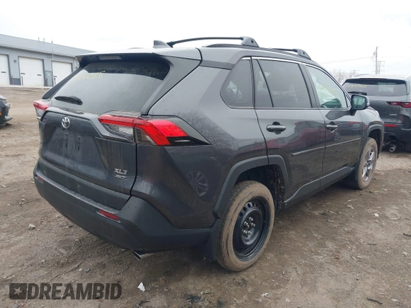 2024 Toyota RAV4 XLE with VIN 2T3P1RFV7RW442253, listed as a IAAI auction lot 41836085 with 31,378 mi miles and . Bid and sale history available at DreamBid. Image 4.