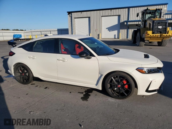 2024 Honda Civic Type R z VIN JHMFL5G41RX004181, wystawiony jako Copart lot #76747804 z przebiegiem 2 208 mil mil oraz Szkoda całkowita • Salvage title. Historia ofert i sprzedaży dostępna na DreamBid. Obrazek 4.