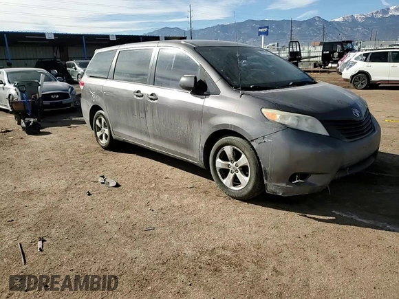 2013 Toyota Sienna L с VIN 5TDZK3DCXDS322283, выставлен на аукционе Copart как лот 43822525 с пробегом 151 341 миль миль и Списание • Salvage title. История ставок и продаж доступна на DreamBid. Изображение 11.
