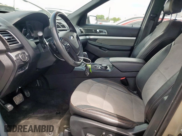 2017 Ford Explorer XLT с VIN 1FM5K8DH1HGD65221, выставлен на аукционе Copart как лот 59336125 с пробегом 170 977 миль миль и Чистый • Clean title. История ставок и продаж доступна на DreamBid. Изображение 7.