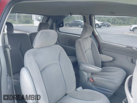 2006 Dodge Caravan SXT with VIN 1D4GP45R66B607464, listed as a IAAI auction lot 42614704 with 129,323 mi miles and . Bid and sale history available at DreamBid. Image 8.