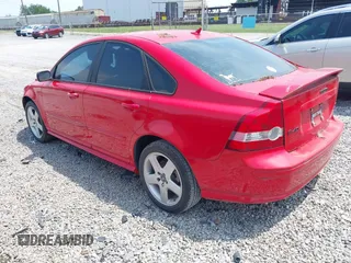 2005 Volvo S40 с VIN YV1MH682652075181, выставлен на аукционе IAAI как лот 42410309 с пробегом Не указан миль и . История ставок и продаж доступна на DreamBid. Изображение 3.