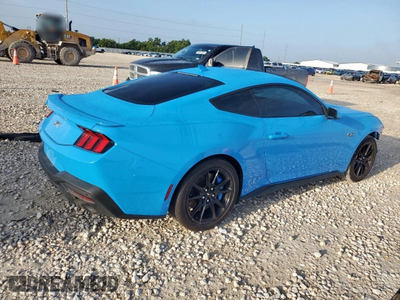 2024 Ford Mustang GT с VIN 1FA6P8CF6R5431405, выставлен на аукционе Copart как лот 64389805 с пробегом 26 094 миль миль и Списание • Salvage title. История ставок и продаж доступна на DreamBid. Изображение 3.