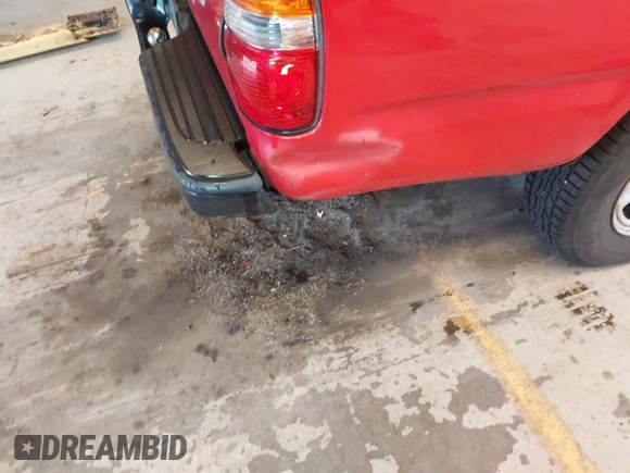 2001 Toyota Tacoma z VIN 5TENL42N31Z721220, wystawiony jako IAAI lot #42711573 z przebiegiem 213 157 mil mil oraz . Historia ofert i sprzedaży dostępna na DreamBid. Obrazek 13.