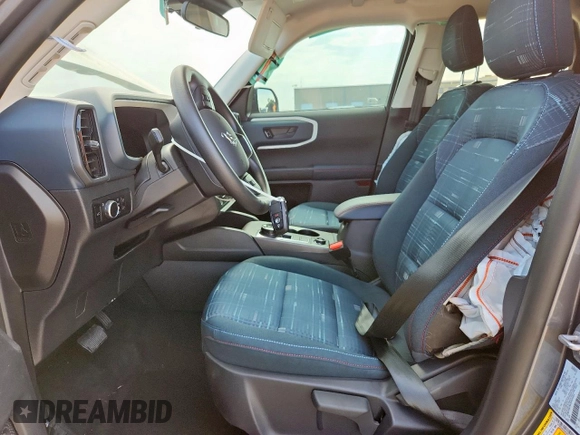 2025 Ford Bronco Sport Heritage with VIN 3FMCR9GNXSRE25085, listed as a Copart auction lot 63847615 with 220 mi miles and Salvage title. Bid and sale history available at DreamBid. Image 7.