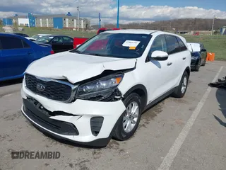 2020 Kia Sorento LX with VIN 5XYPGDA55LG613631, listed as a IAAI auction lot 41883791 with 107,759 mi miles and . Bid and sale history available at carsss.com. Image 18.