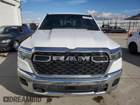 2025 Ram 1500 Big Horn z VIN 1C6RRFFG1SN512741, wystawiony jako Copart lot #51256565 z przebiegiem 17 185 mil mil oraz Szkoda całkowita • Salvage title. Historia ofert i sprzedaży dostępna na DreamBid. Obrazek 5.