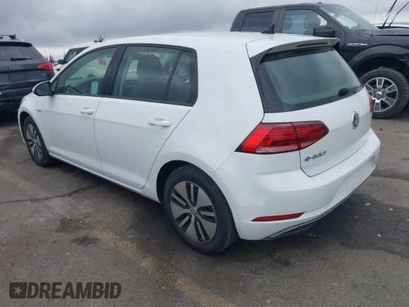 2019 Volkswagen Golf SE z VIN WVWKR7AU6KW910647, wystawiony jako IAAI lot #41502997 z przebiegiem 20 649 mil mil oraz . Historia ofert i sprzedaży dostępna na DreamBid. Obrazek 3.