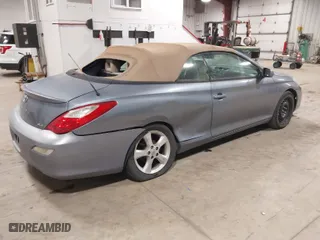 2007 Toyota Camry Solara SE with VIN 4T1FA38P57U111992, listed as a IAAI auction lot 41597318 with 213,598 mi miles. Bid and sale history available at carsss.com. Image 4.