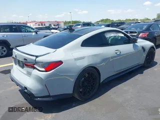 2021 BMW M4 Competition z VIN WBS33AZ08MCG54855, wystawiony jako IAAI lot #42269042 z przebiegiem 15 890 mil mil oraz . Historia ofert i sprzedaży dostępna na DreamBid. Obrazek 4.