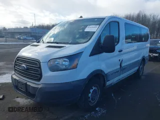 2016 Ford Transit XL z VIN 1FMZK1ZM7GKA95759, wystawiony jako IAAI lot #41426684 z przebiegiem 173 573 mil mil oraz . Historia ofert i sprzedaży dostępna na DreamBid. Obrazek 17.