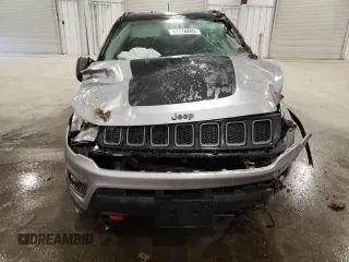 2019 Jeep Compass Trailhawk z VIN 3C4NJDDB2KT772222, wystawiony jako Copart lot #51116265 z przebiegiem 39 384 mil mil oraz Szkoda całkowita • Salvage title. Historia ofert i sprzedaży dostępna na DreamBid. Obrazek 5.