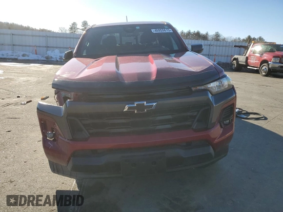 2024 Chevrolet Colorado 4WD LT z VIN 1GCPTCEK0R1161439, wystawiony jako Copart lot #46955615 z przebiegiem Nie podano mil oraz Szkoda całkowita • Salvage title. Historia ofert i sprzedaży dostępna na DreamBid. Obrazek 5.