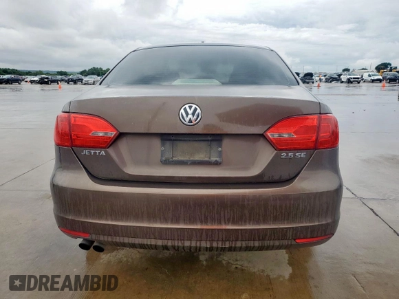 2012 Volkswagen Jetta SE с VIN 3VWDX7AJXCM324469, выставлен на аукционе Copart как лот 60819075 с пробегом 215 746 миль миль и Чистый • Clean title. История ставок и продаж доступна на DreamBid. Изображение 6.