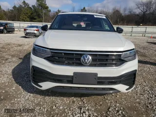 2022 Volkswagen Tiguan SE R-Line Black with VIN 3VVCB7AX8NM132084, listed as a Copart auction lot 45324885 with 36,546 mi miles and Salvage Title. Bid and sale history available at carsss.com. Image 5.