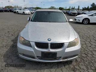 2007 BMW 3 Series 335i with VIN WBAVB73577VH21221, listed as a Copart auction lot 53072565 with 180,918 mi miles and Clean Title. Bid and sale history available at carsss.com. Image 5.