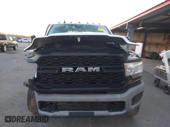 2020 Ram 2500 Tradesman with VIN 3C6UR5CJ0LG250404, listed as a IAAI auction lot 41753681 with 64,184 mi miles. Bid and sale history available at carsss.com. Image 12.