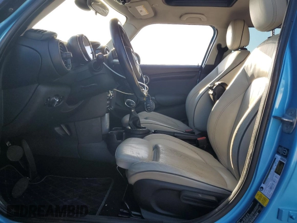 2015 MINI Hardtop 4 Door with VIN WMWXS5C54FT827341, listed as a Copart auction lot 63872395 with 83,023 mi miles and Salvage title. Bid and sale history available at DreamBid. Image 7.