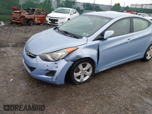 2011 Hyundai Elantra Limited z VIN KMHDH4AE1BU147219, wystawiony jako IAAI lot #42313091 z przebiegiem 110 539 mil mil oraz . Historia ofert i sprzedaży dostępna na DreamBid. Obrazek 6.
