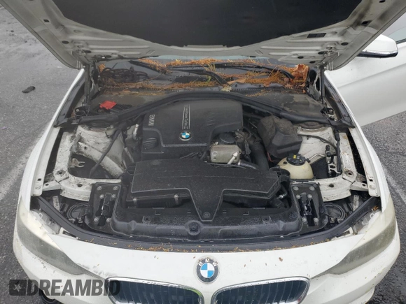 2015 BMW 3 Series 320i z VIN WBA3B1C54FP681488, wystawiony jako Copart lot #48207625 z przebiegiem 148 392 mil mil oraz Szkoda całkowita • Salvage title. Historia ofert i sprzedaży dostępna na DreamBid. Obrazek 11.