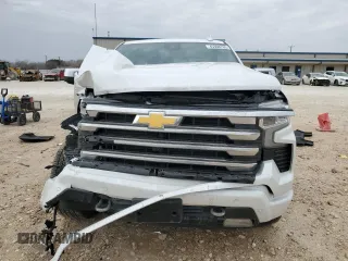 2024 Chevrolet Silverado 1500 High Country with VIN 3GCUDJED8RG361167, listed as a Copart auction lot 45368785 with 7,212 mi miles and Salvage Title. Bid and sale history available at DreamBid. Image 5.