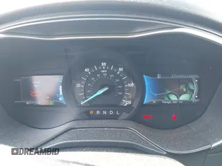 2019 Ford Fusion Titanium z VIN 3FA6P0RU7KR194482, wystawiony jako IAAI lot #42176110 z przebiegiem 80 771 mil mil oraz . Historia ofert i sprzedaży dostępna na DreamBid. Obrazek 7.