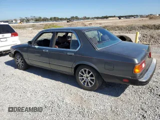 1985 BMW 7 Series 735i с VIN WBAFH8402F0638431, выставлен на аукционе Copart как лот 82026114 с пробегом 98 137 миль миль и Списание • Salvage title. История ставок и продаж доступна на DreamBid. Изображение 2.