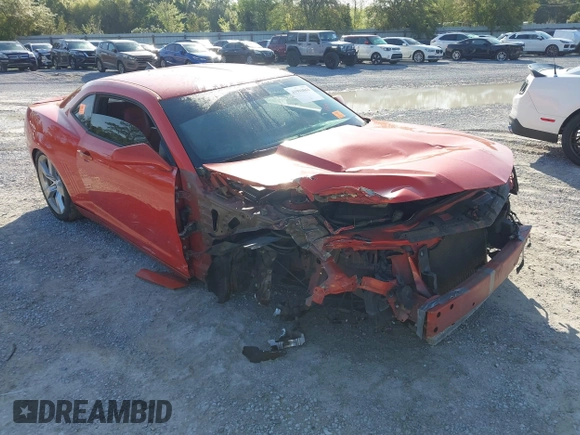 2010 Chevrolet Camaro 2SS z VIN 2G1FK1EJ4A9176836, wystawiony jako IAAI lot #41994863 z przebiegiem 151 249 mil mil oraz . Historia ofert i sprzedaży dostępna na DreamBid. Obrazek 1.