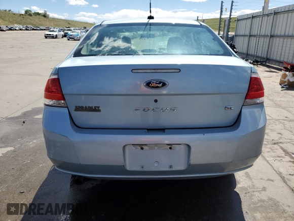 2009 Ford Focus SE z VIN 1FAHP35N49W186131, wystawiony jako Copart lot #57279205 z przebiegiem 85 285 mil mil oraz Szkoda całkowita • Salvage title. Historia ofert i sprzedaży dostępna na DreamBid. Obrazek 6.